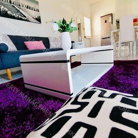Lysia Sea-View Apartment Larnaca Bagian luar foto